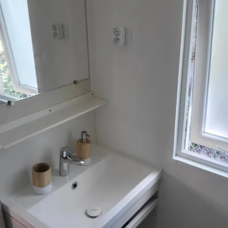 Mobil 4 Personnes Climatisé