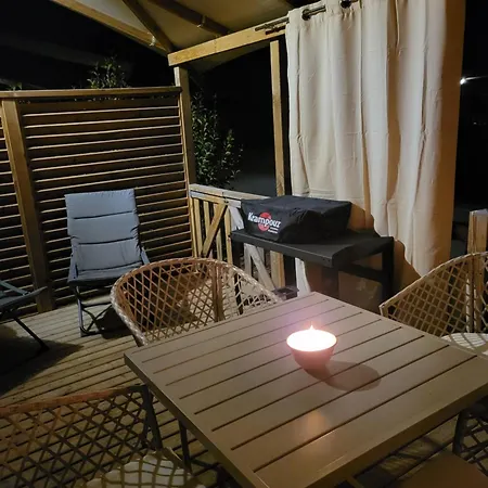 Mobil 4 Personnes Climatise Hyeres