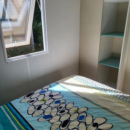 Mobil 4 Personnes Climatise Campsite *